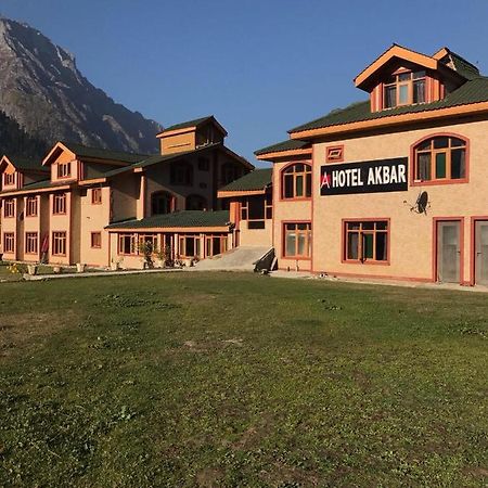 Hotel Akbar Sonāmarg Exterior foto